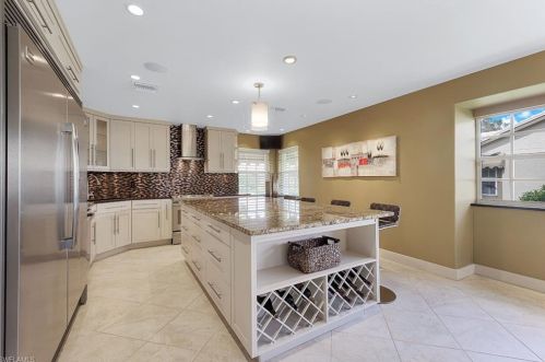13461 Bridgeford Ave, Bonita Springs, FL 34135-3452