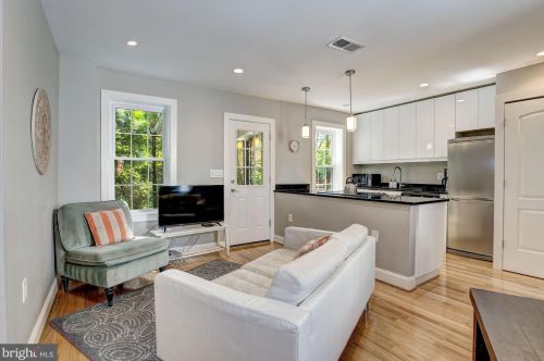 321 Maryland Ave, Washington, DC 20002-5731