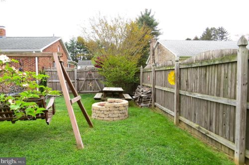 238 Moul Ave, Hanover PA  17331-2035 exterior