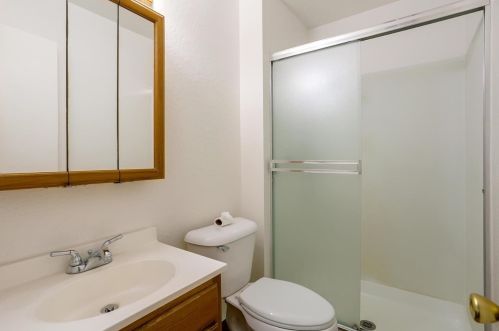 1822 Flickinger Ave, San Jose CA  95131-1920 exterior