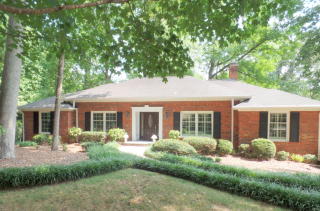 2935 Shaker Dr, Charlotte, NC 28210-4847