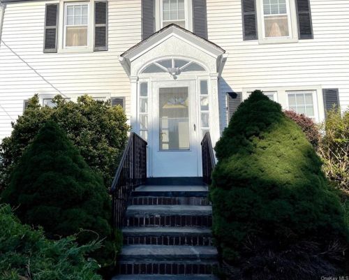 311 Rich Ave, Mount Vernon NY  10552-3010 exterior