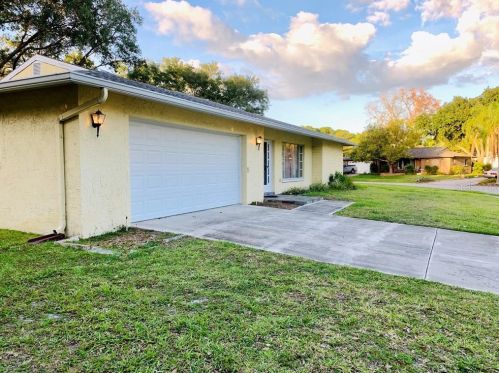 1042 Mainsail Way, Palm Harbor, FL 34685-1517