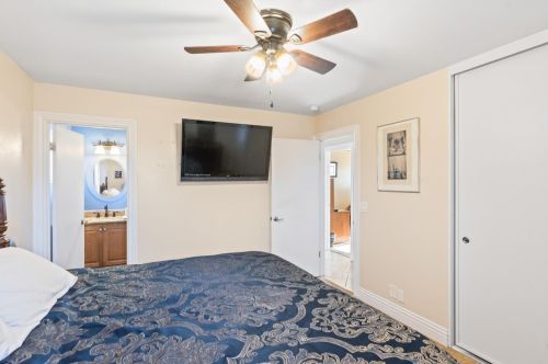 8135 Las Animas Ct, Gilroy CA  95020-4108 exterior