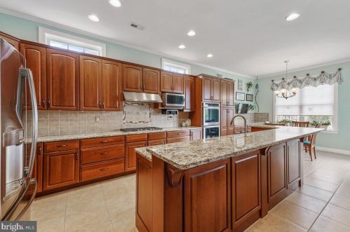 830 Woods End Ct, Collegeville PA  19426-2912 exterior