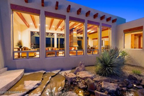 240 Crystal Sky Dr, Sedona AZ 86351-7450 exterior