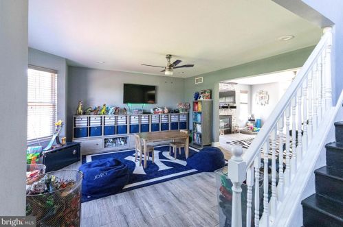 20 Kings Ct, Swedesboro NJ  08085-5033 exterior