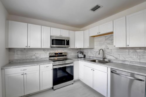 16414 Straw Way, Delray Beach, FL 33484-6631