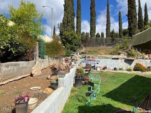 75 Catalina Dr, Oak View, CA 93022-9511