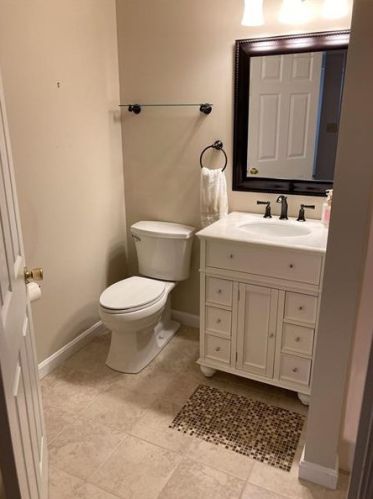 3034 Ironwood Cir, Jeannette PA 15644-4742 exterior