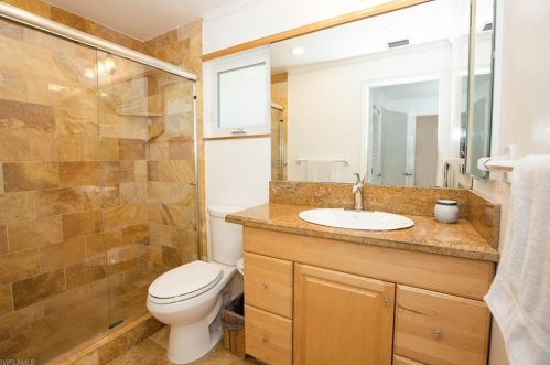 1371 Tahiti Dr, Sanibel FL  33957-2613 exterior