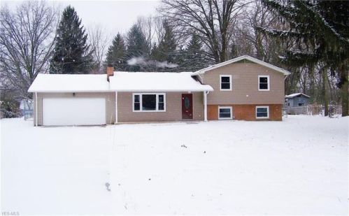 1671 Sawburg Ave, Alliance, OH 44601-5719