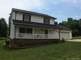 138 Millstone Dr, Statesville, NC 28625-9451