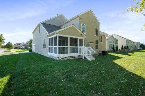 716 Ballater Dr, Delaware OH  43015-7184 exterior