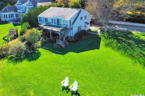 5095 Nassau Point Rd, Nassau Point, NY 11935-1620