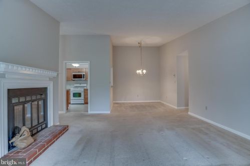 7779 Willow Pt Dr, Falls Church VA  22042-7536 exterior