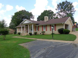 1726 Lone Oak Rd, Paris, TN 38242-5629