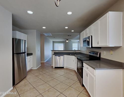 10854 Roanoke Ave, Avondale AZ  85392-5811 exterior