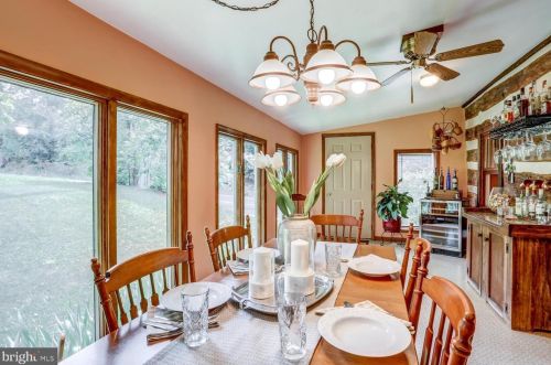 210 Hoernerstown Rd, Hummelstown PA  17036-9503 exterior