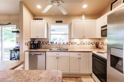 1252 41st St, Cape Coral FL  33909-1201 exterior