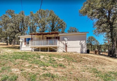 22800 Oat Hill Rd, Middletown CA  95461-9690 exterior