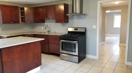 7450 Southeastern Ave, Hammond IN  46324-2925 exterior