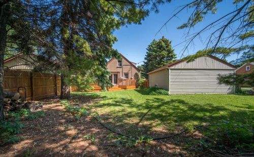 227 Van Norman Ave, Milwaukee WI 53235-5727 exterior