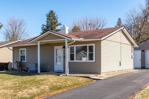423 Antrim Rd, Xenia, OH 45385-2421