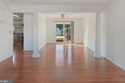 5762 Ralston Ct, Woodbridge VA  22193-3761 exterior