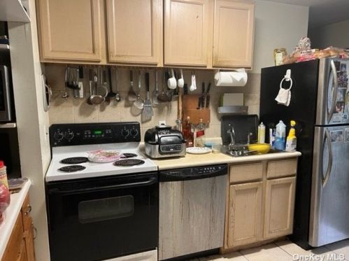 232 Pulaski Rd, Huntington Station NY  11746-1534 exterior