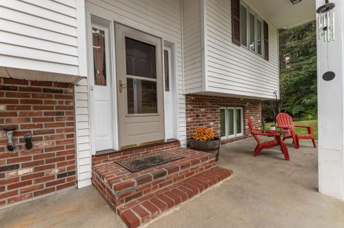 265 Royalston Rd, Fitzwilliam NH  03447-3433 exterior