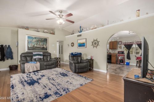 4722 Wahalla Ln, Glendale AZ 85308-7081 exterior