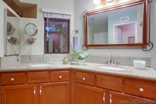 10931 Scripps Ranch Blvd, San Diego CA 92131-1050 exterior