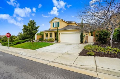 44260 Nighthawk Pass, Temecula CA  92592-1388 exterior
