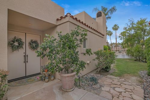 226 Lake Shore Dr, Rancho Mirage, CA 92270-4000