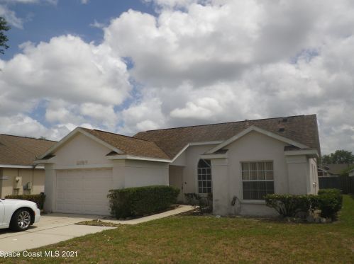 2595 Saint Pauls Dr, Titusville, FL 32780-6761