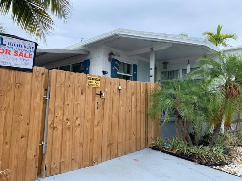 2941 Plumosa Ln, West Palm Beach, FL 33403-1328