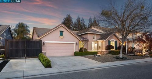4028 Lamarck Ave, Modesto, CA 95356-8983
