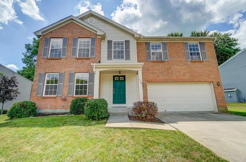 1545 Thornberry Rd, Amelia, OH 45102-1772