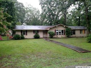 1956 Audubon Cir, Hartselle, AL 35640-3815