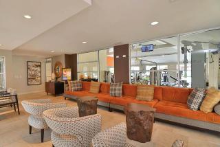 201 Wilcrest Dr, Houston TX  77042-1048 exterior