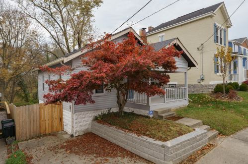 52 Holmes Ave, Newport, KY 41075-1805