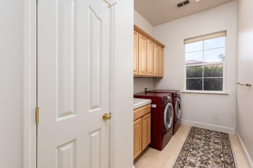 1118 Souza Dr, Folsom CA  95762-7555 exterior