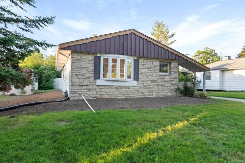 812 Abbott Ave, Milwaukee WI 53221-3005 exterior