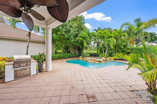 10254 Sand Cay Ln, West Palm Beach FL  33412-3009 exterior