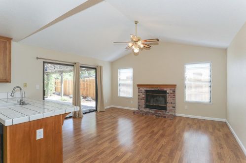 603 Crystal Springs Dr, Woodland CA  95776-5772 exterior