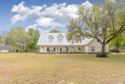9051 90th St, Gainesville, FL 32608-7243