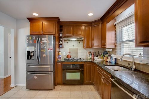 1897 Bell Pl, South Plainfield NJ  07080-1921 exterior