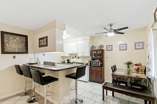 945 Locust Ave, Long Beach CA  90813-5805 exterior