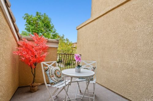 1014 Gibraltar Ave, Anaheim CA  92808-1576 exterior